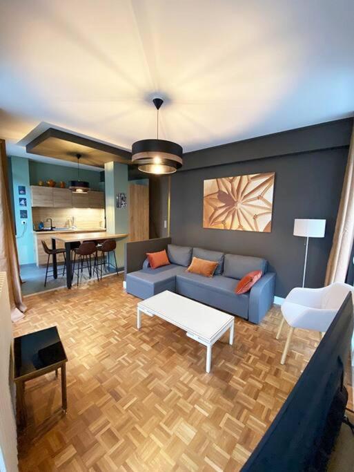 Les Quatre Piliers - 1 Min Palais Jacques Coeur Apartment Bourges Bagian luar foto